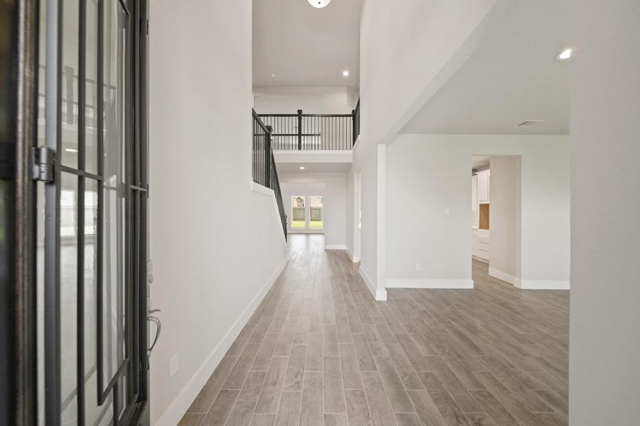 Spacious, unfurnished interior of a new home in Beacon Hill, Waller (Image 7). Spacious, unfurnished interior of a new home in Beacon Hill, Waller (Image 7).