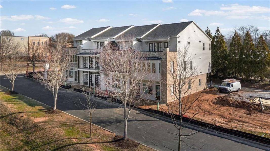 Image 32 of a home in .