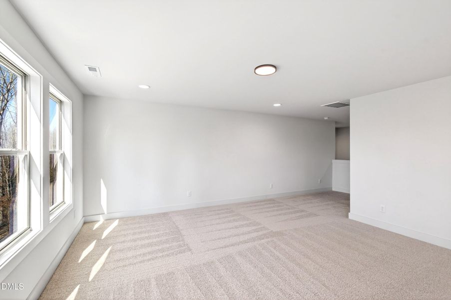 982 Helix (45) 982 Helix (45)