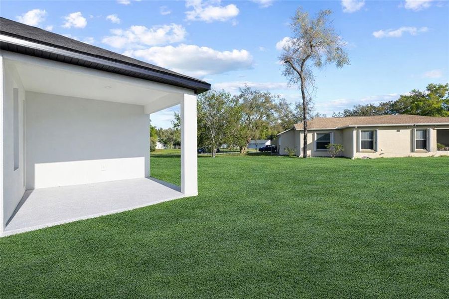 Exterior details and patio area of a home in , Spring Hill (Image 3).