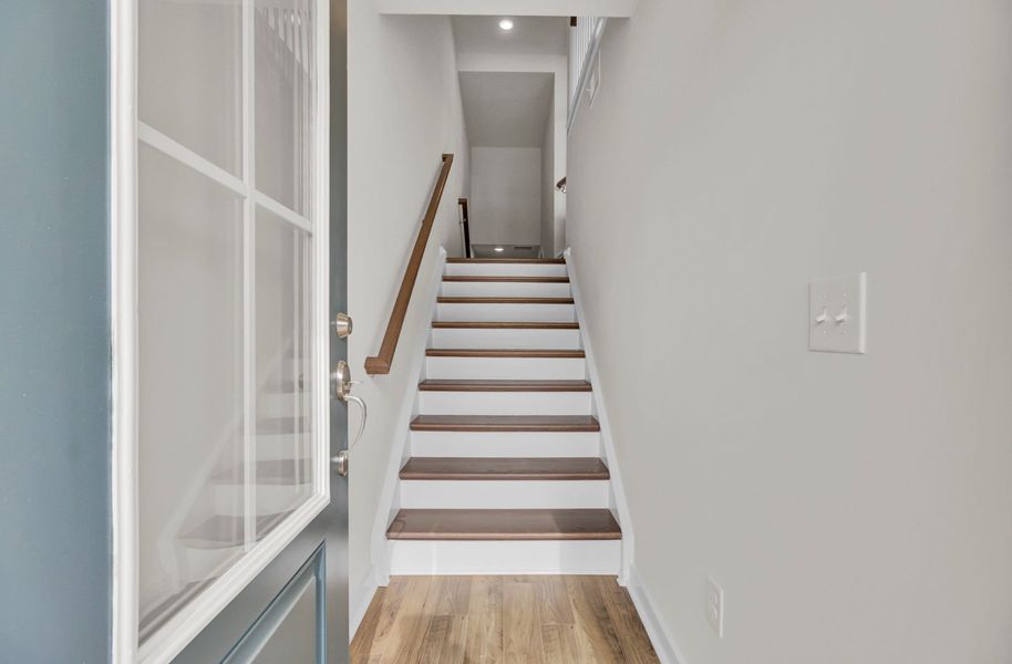 Spacious, unfurnished interior of a new home in Indigo Grove Townhomes, Johns Island (Image 17).