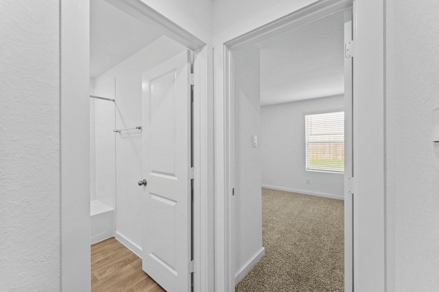 Spacious, unfurnished interior of a new home in Sonoma Oaks, Fredericksburg (Image 36). Spacious, unfurnished interior of a new home in Sonoma Oaks, Fredericksburg (Image 36).