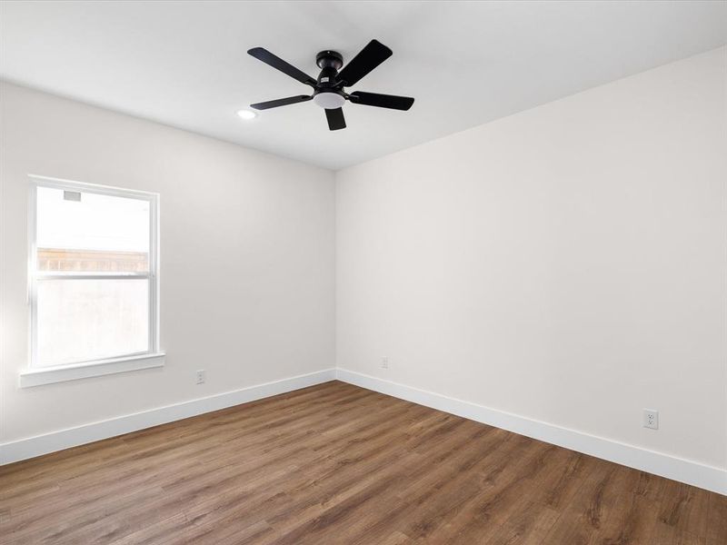 Spacious, unfurnished interior of a new home in , Fort Worth (Image 18).