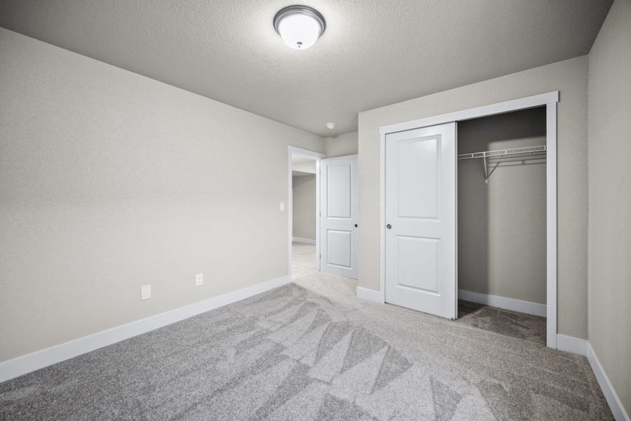 Spacious, unfurnished interior of a new home in The Glen-12, Colorado Springs (Image 31). Spacious, unfurnished interior of a new home in The Glen-12, Colorado Springs (Image 31).