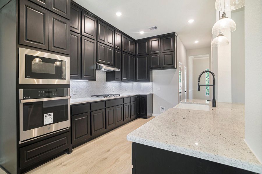 Furnished interior view inside a new home in Oakwood Ranch, Willis (Image 3). Furnished interior view inside a new home in Oakwood Ranch, Willis (Image 3).