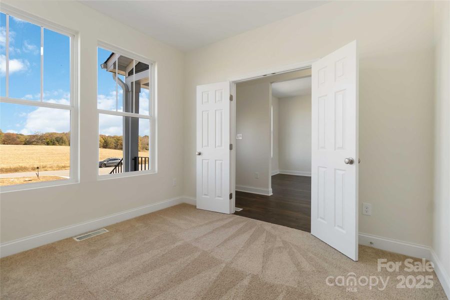 Spacious, unfurnished interior of a new home in , Monroe (Image 27).