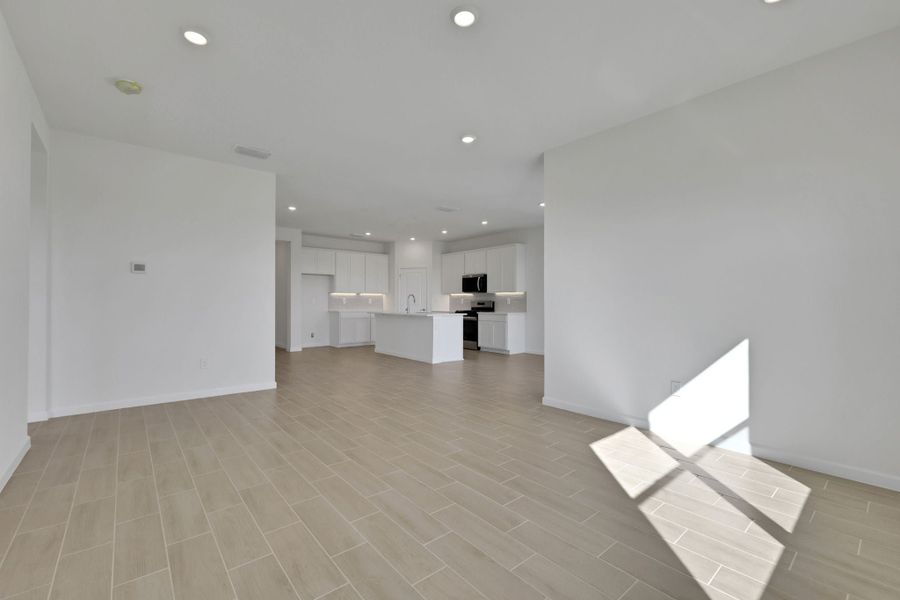 1,942sf New Home in Port St. Lucie, FL. - Slide 11 1,942sf New Home in Port St. Lucie, FL. - Slide 11