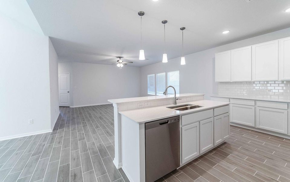 Furnished interior view inside a new home in Caney Mills, Conroe (Image 4).