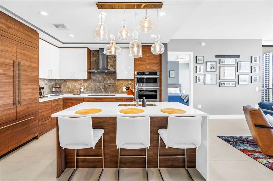 Furnished interior view inside a new home in Saltaire, St. Petersburg (Image 41).