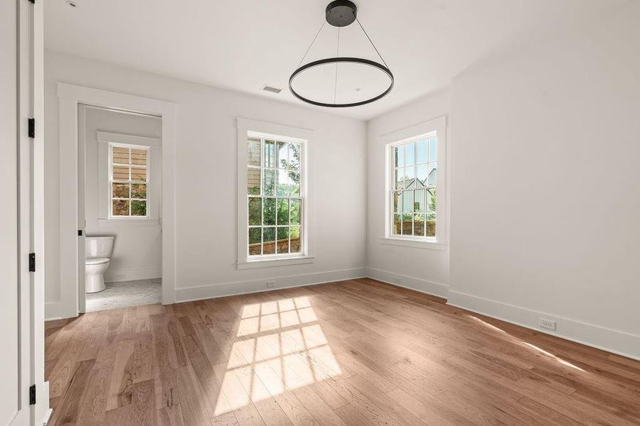 Spacious, unfurnished interior of a new home in , Clarkesville (Image 28).