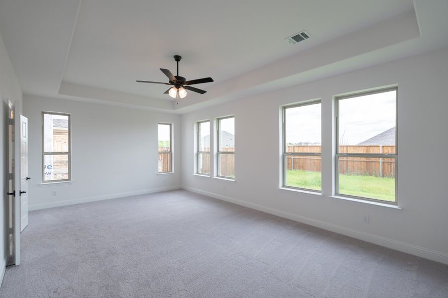 Spacious, unfurnished interior of a new home in Enclave at Legacy Hills, Celina (Image 24). Spacious, unfurnished interior of a new home in Enclave at Legacy Hills, Celina (Image 24).