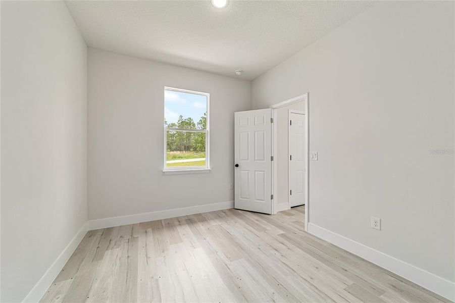 Spacious, unfurnished interior of a new home in , Dunnellon (Image 35). Spacious, unfurnished interior of a new home in , Dunnellon (Image 35).