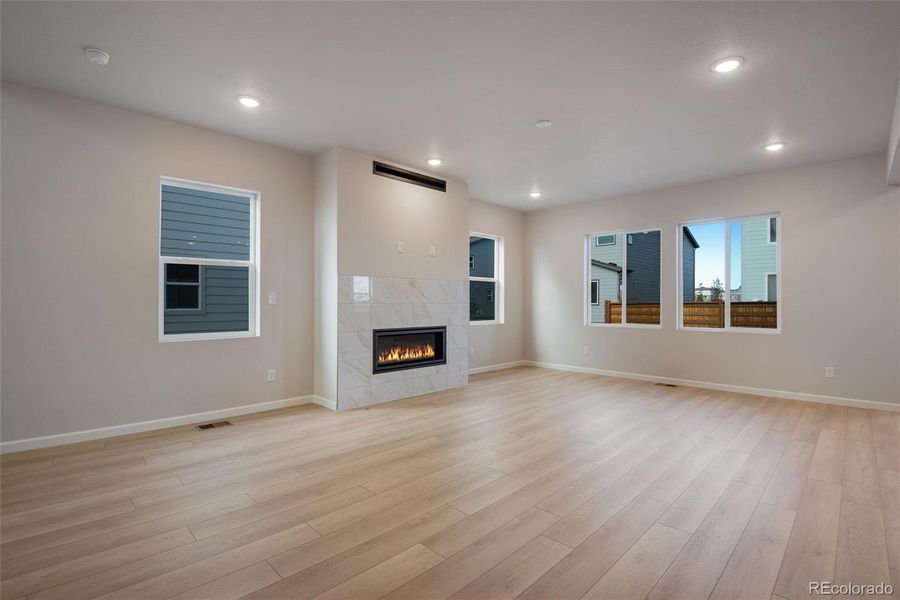 Spacious, unfurnished interior of a new home in Medley at Reunion Ridge, Commerce City (Image 28).