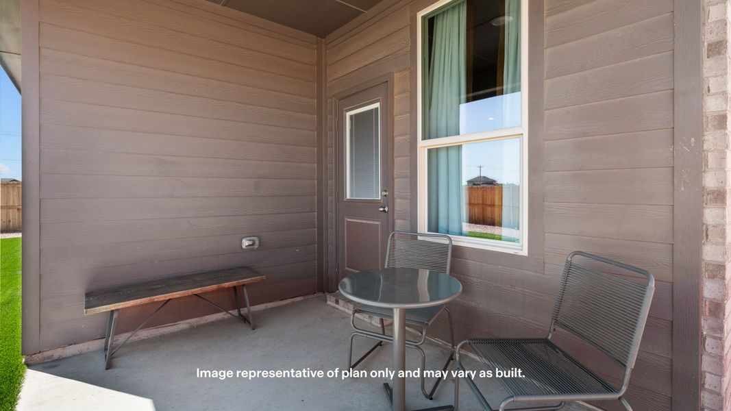 Representative furnished interior of a home built from the Cali by D.R. Horton in Mustang Ridge, Andrews (Image 21). Representative furnished interior of a home built from the Cali by D.R. Horton in Mustang Ridge, Andrews (Image 21).