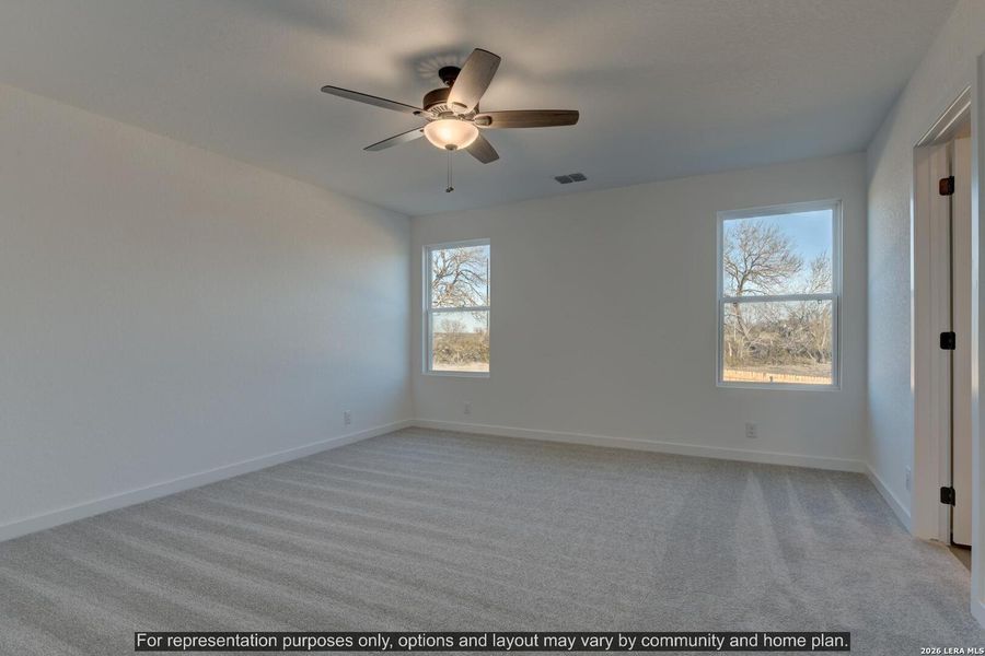 Spacious, unfurnished interior of a new home in Hennersby Hollow, San Antonio (Image 9).