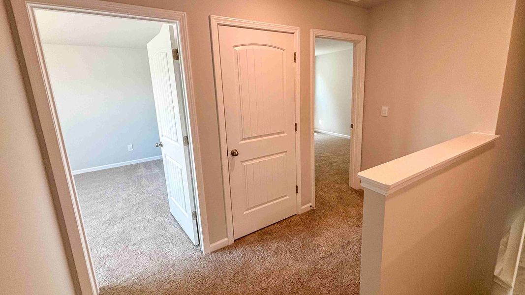 Spacious, unfurnished interior of a new home in Reserve at Hickory Ridge, Columbia (Image 25).