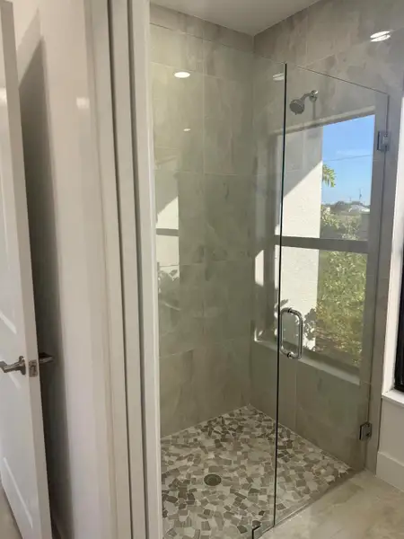 Image 15 of a home in .