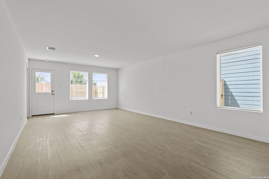 Spacious, unfurnished interior of a new home in Guadalupe Ridge, New Braunfels (Image 29). Spacious, unfurnished interior of a new home in Guadalupe Ridge, New Braunfels (Image 29).