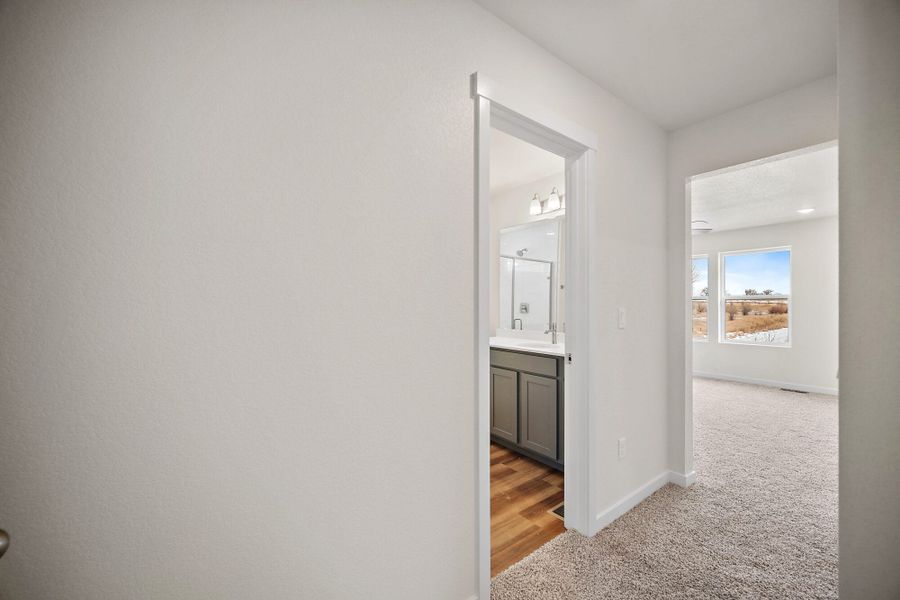 Spacious, unfurnished interior of a new home in Aspen Ranch, Fountain (Image 27).