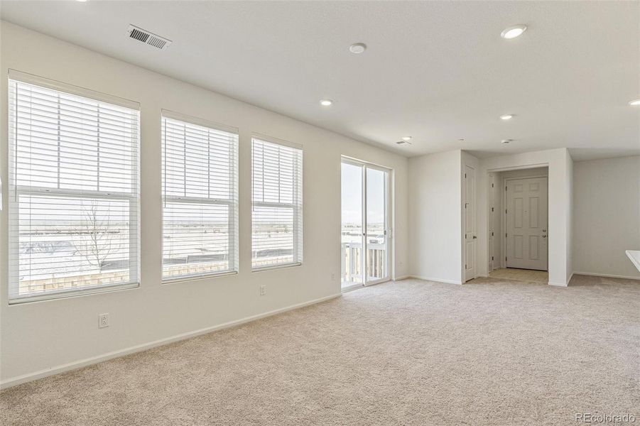Spacious, unfurnished interior of a new home in Turnberry, Commerce City (Image 29). Spacious, unfurnished interior of a new home in Turnberry, Commerce City (Image 29).