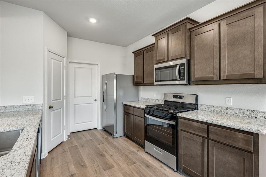 Furnished interior view inside a new home in Vista West, Fort Worth (Image 4). Furnished interior view inside a new home in Vista West, Fort Worth (Image 4).