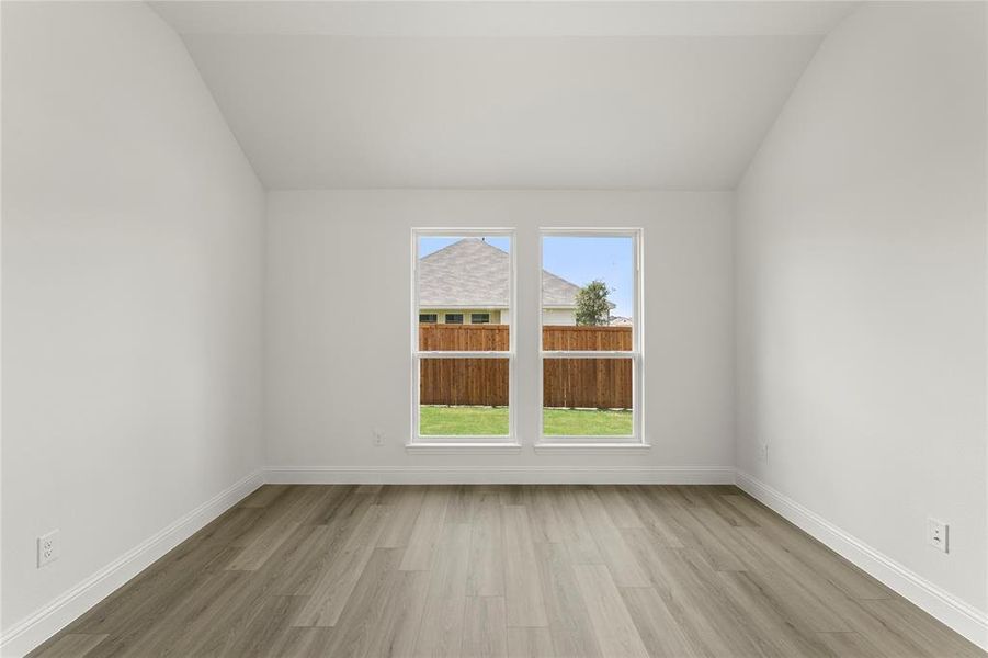 Spacious, unfurnished interior of a new home in Walden Pond, Forney (Image 32).