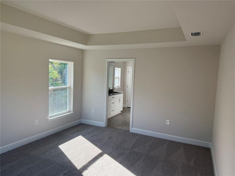 Spacious, unfurnished interior of a new home in , Port Charlotte (Image 11).