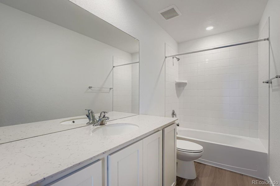 Furnished interior view inside a new home in Green Valley Ranch: The Camden Collection, Aurora (Image 4). Furnished interior view inside a new home in Green Valley Ranch: The Camden Collection, Aurora (Image 4).