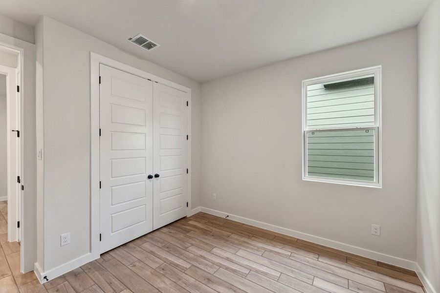 Representative unfurnished interior of a home built from the Pecos by Hakes Brothers in Veranda Designer, San Antonio (Image 29).
