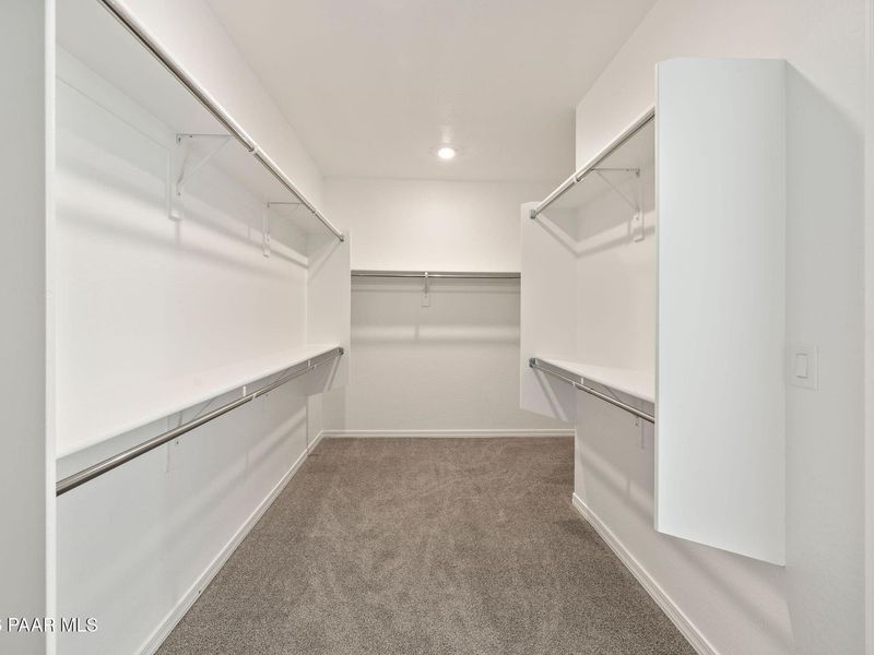 Spacious, unfurnished interior of a new home in Westwood, Prescott (Image 35).