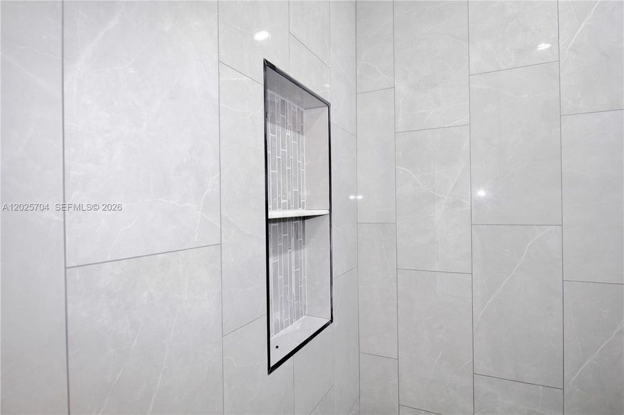 Close-up of interior finishes inside a home in , Sebring (Image 14).