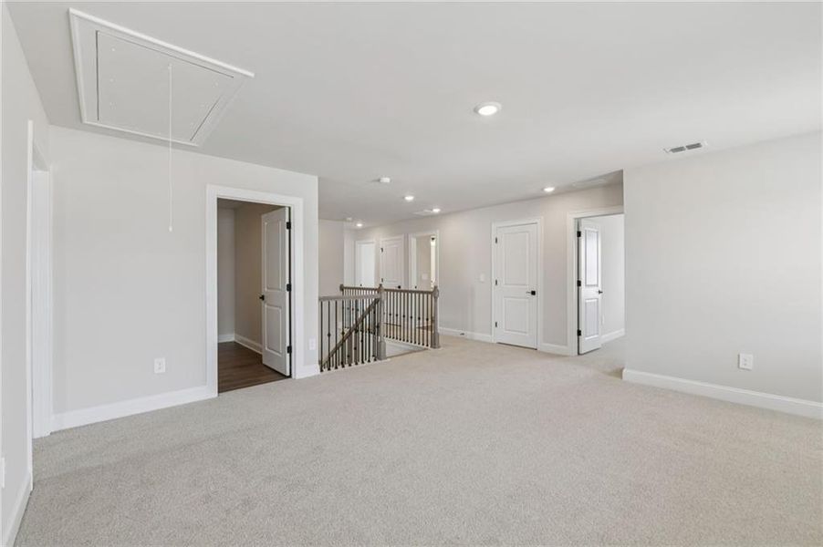 Spacious, unfurnished interior of a new home in River Pointe, Monroe (Image 55).