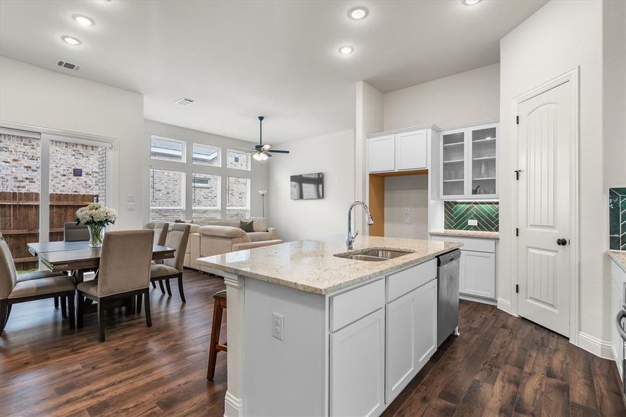 Furnished interior view inside a new home in , Garland (Image 17).