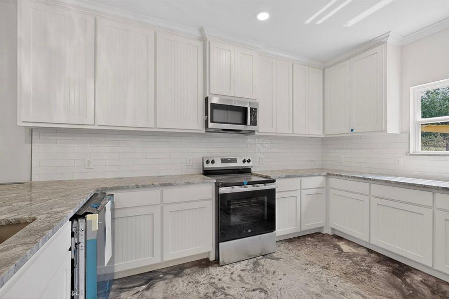 Furnished interior view inside a new home in , Perrin (Image 7).