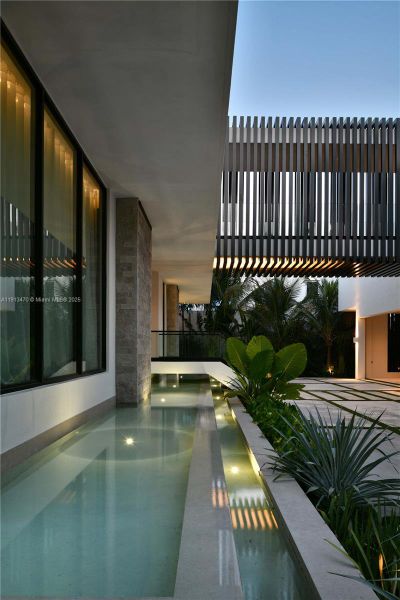 Image 35 of a home in .