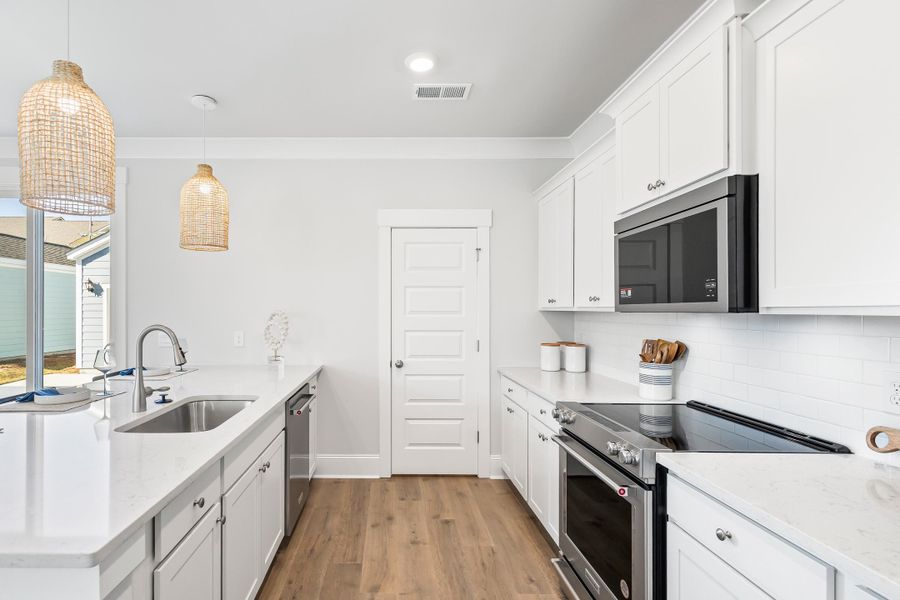 Furnished interior view inside a new home in Rivers Reach, Yemassee (Image 22).