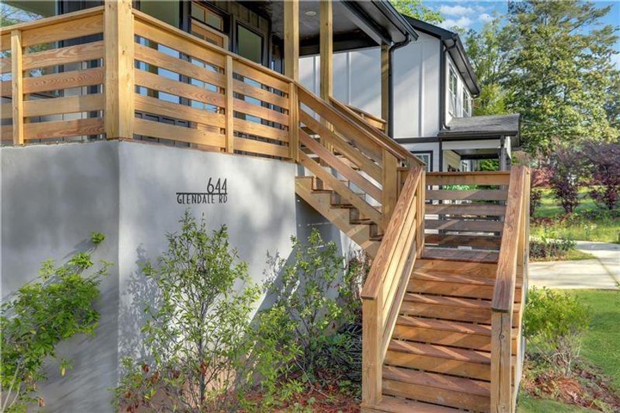 Exterior details and patio area of a home in , Scottdale (Image 33).