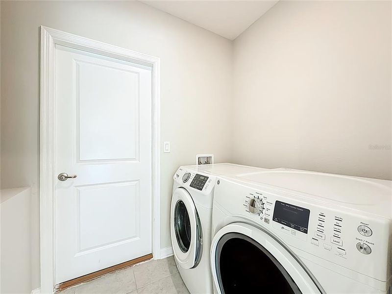 Close-up of interior finishes inside a home in Palm Coast, Palm Coast (Image 16).