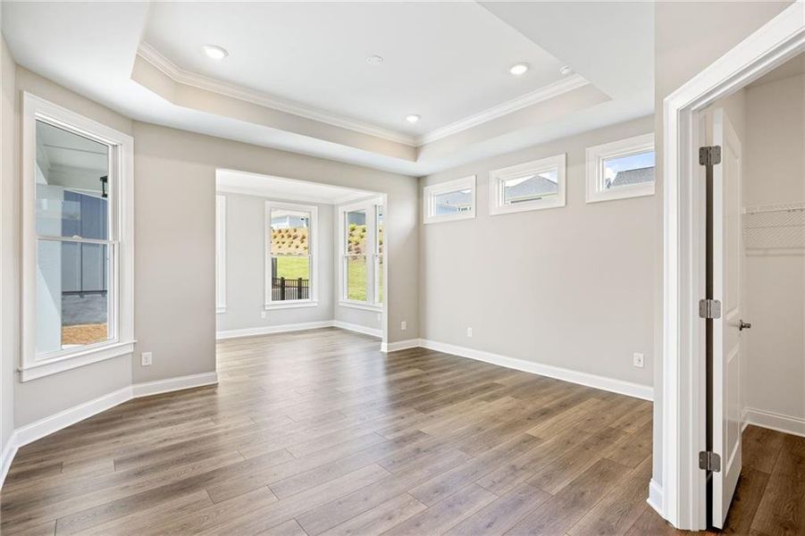 Spacious, unfurnished interior of a new home in The Courtyards at Bailey Farm, Dacula (Image 14).