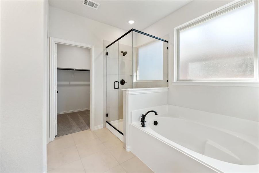 Furnished interior view inside a new home in Morningstar, Aledo (Image 6). Furnished interior view inside a new home in Morningstar, Aledo (Image 6).