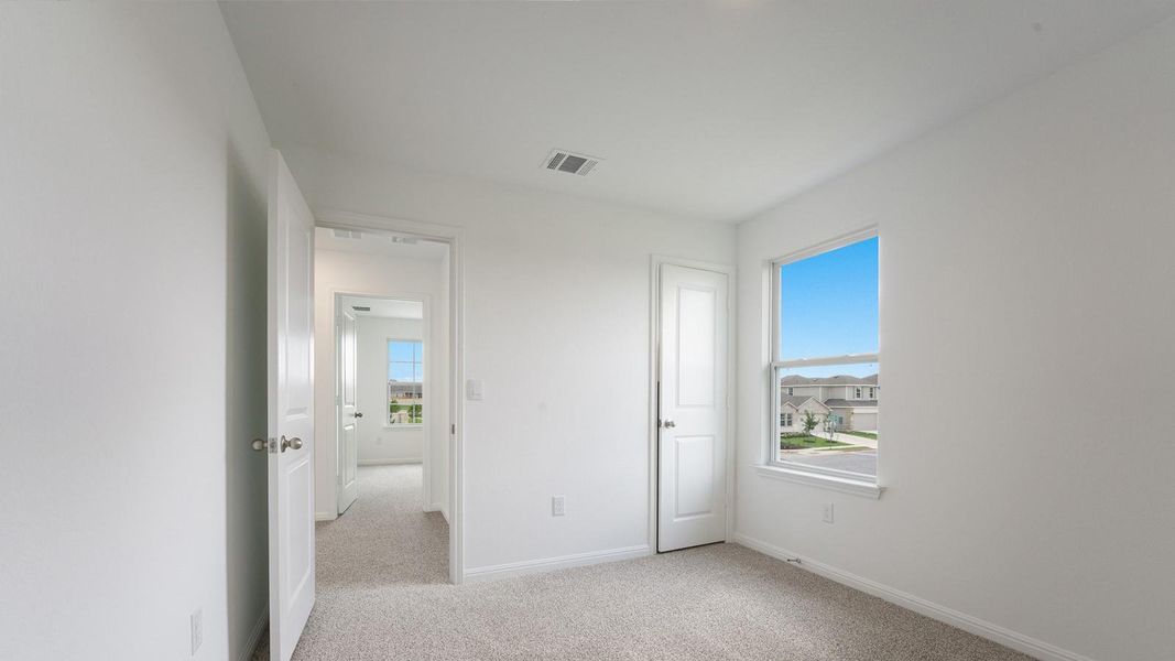 Spacious, unfurnished interior of a new home in Prairie Lakes, Buda (Image 23).