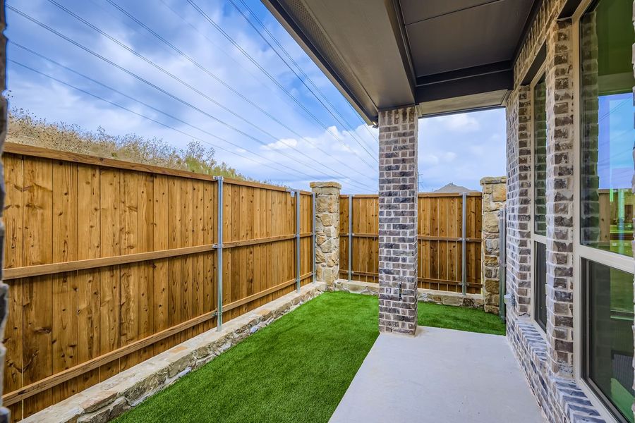 3533 Kings Court - Patio