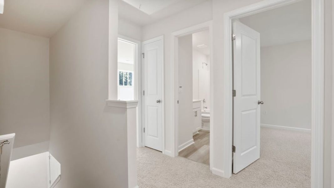 Spacious, unfurnished interior of a new home in Hawk Ridge, Anderson (Image 24). Spacious, unfurnished interior of a new home in Hawk Ridge, Anderson (Image 24).