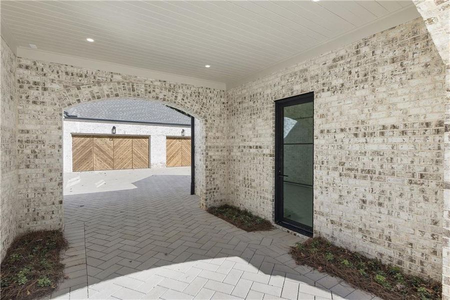 Exterior details and patio area of a home in , Alpharetta (Image 34).