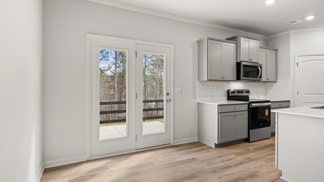 Furnished interior view inside a new home in Falcon Landing, Gainesville (Image 9).