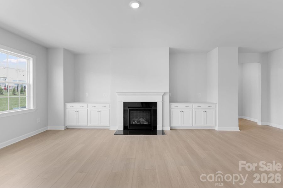 Spacious, unfurnished interior of a new home in Roselyn, Lancaster (Image 20).