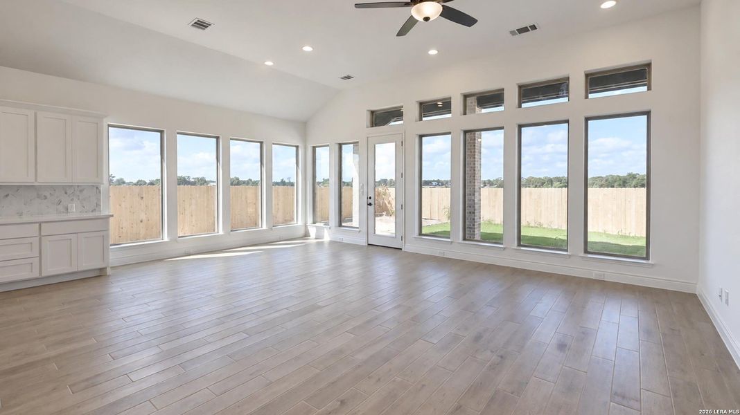 Spacious, unfurnished interior of a new home in Legacy at Lake Dunlap, New Braunfels (Image 24).
