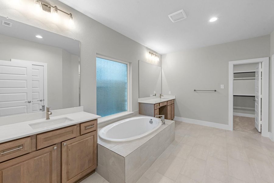 Furnished interior view inside a new home in Morton Creek Ranch, Katy (Image 7).