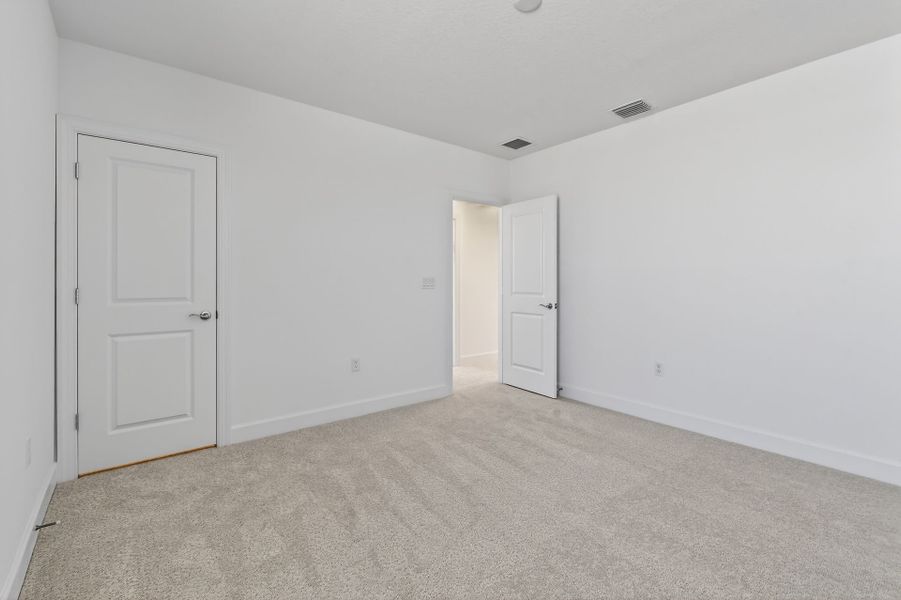 Spacious, unfurnished interior of a new home in Harbor Isle, Vero Beach (Image 65). Spacious, unfurnished interior of a new home in Harbor Isle, Vero Beach (Image 65).