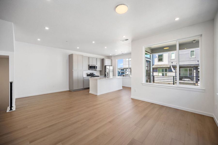 Spacious, unfurnished interior of a new home in Lyric at RidgeGate Townhomes, Lone Tree (Image 15). Spacious, unfurnished interior of a new home in Lyric at RidgeGate Townhomes, Lone Tree (Image 15).
